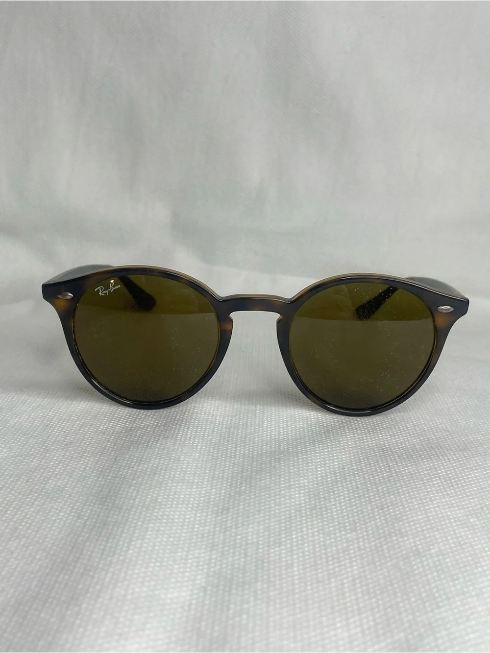 Ray-Ban pictures can